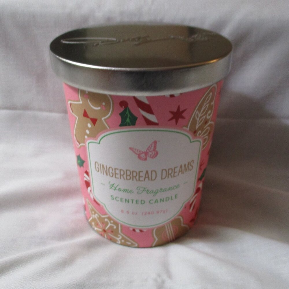 DG Dolly Parton Single Wick Christmas Candle Gingerbread Dreams 8.5 oz NEW